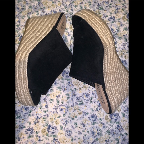 Fashion Nova Shoes - Wedges